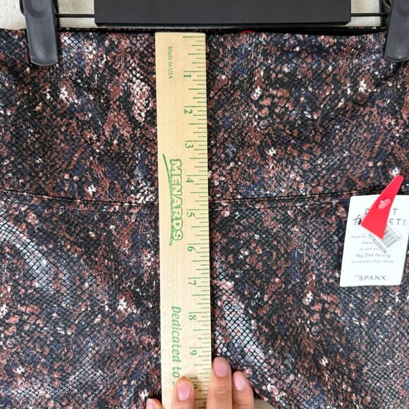 Spanx Faux Leather Snake Moha Shine Leggings NEW NWT Size Large - Picture 3 of 11